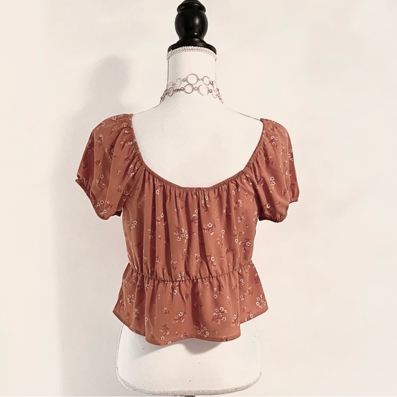 NWT Pink Rose Floral Smocked Short Sleeve Blouse - Picture 5 of 6